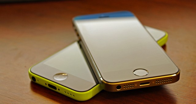 Smartphone 4 Inci Apple Bukan iPhone 5SE, Tapi iPhone SE