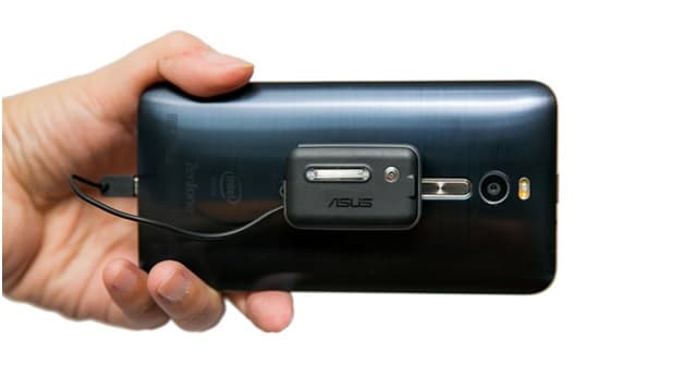 ASUS ZenFlash, Lampu “Blitz” untuk Zenfone 2