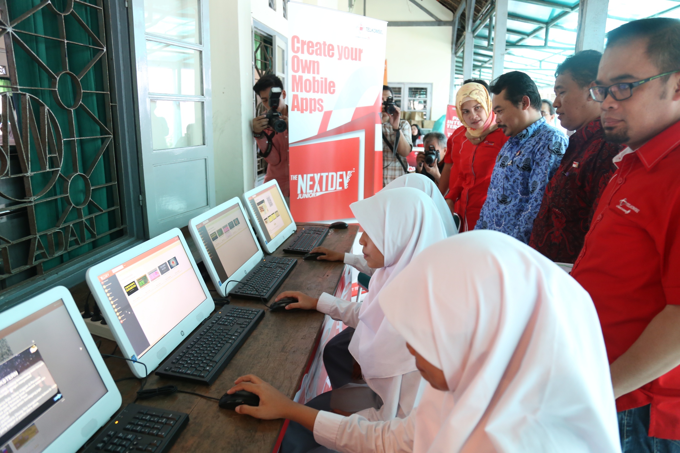 Telkomsel Gelar NextDev Junior