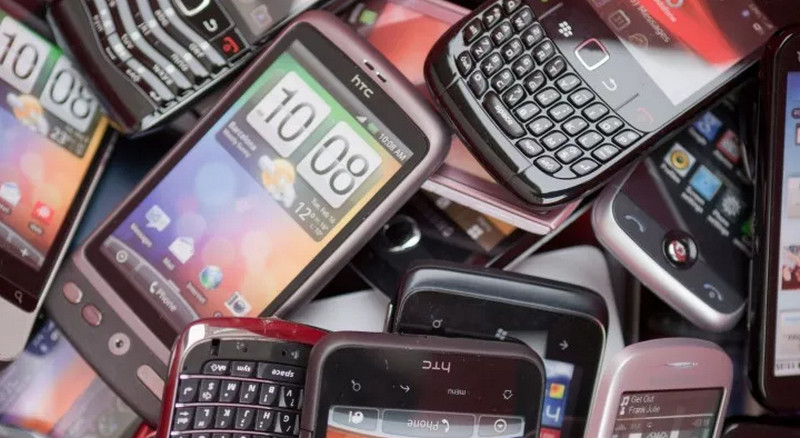 Dibuang Sayang! 5 Hal yang Bisa Dilakukan Ponsel Jadul