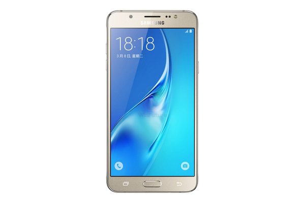 Samsung Galaxy J7 (2016) Tampil Elegan