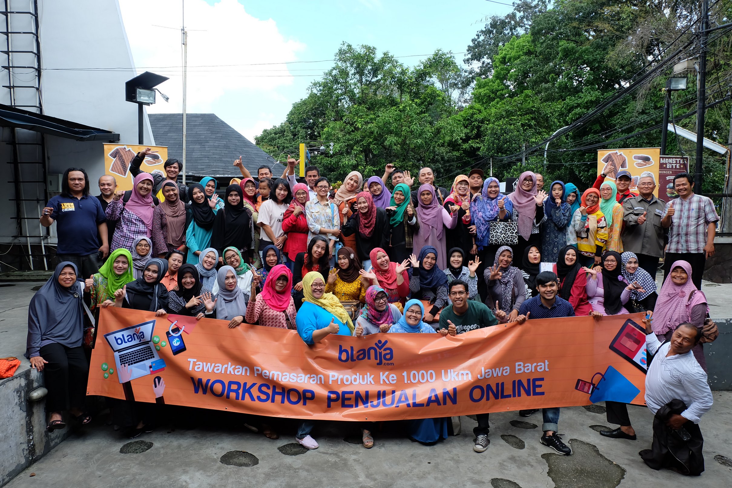 UKM Jawa Barat Goes Online Bersama blanja.com