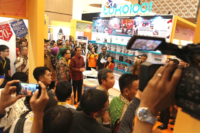 Jokowi Terpesona Perkembangan E-Commerce di Indonesia