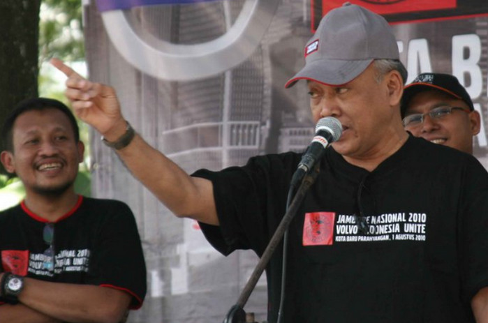 Garuda Sugardo: Jangan Korbankan Telkomsel Demi Operator Asing