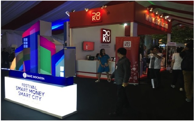 DOKU Hadir Dukung Festival Smart Money Smart City