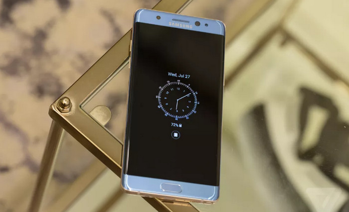 Motorola Ejek Samsung Curi Fitur ‘Always On’