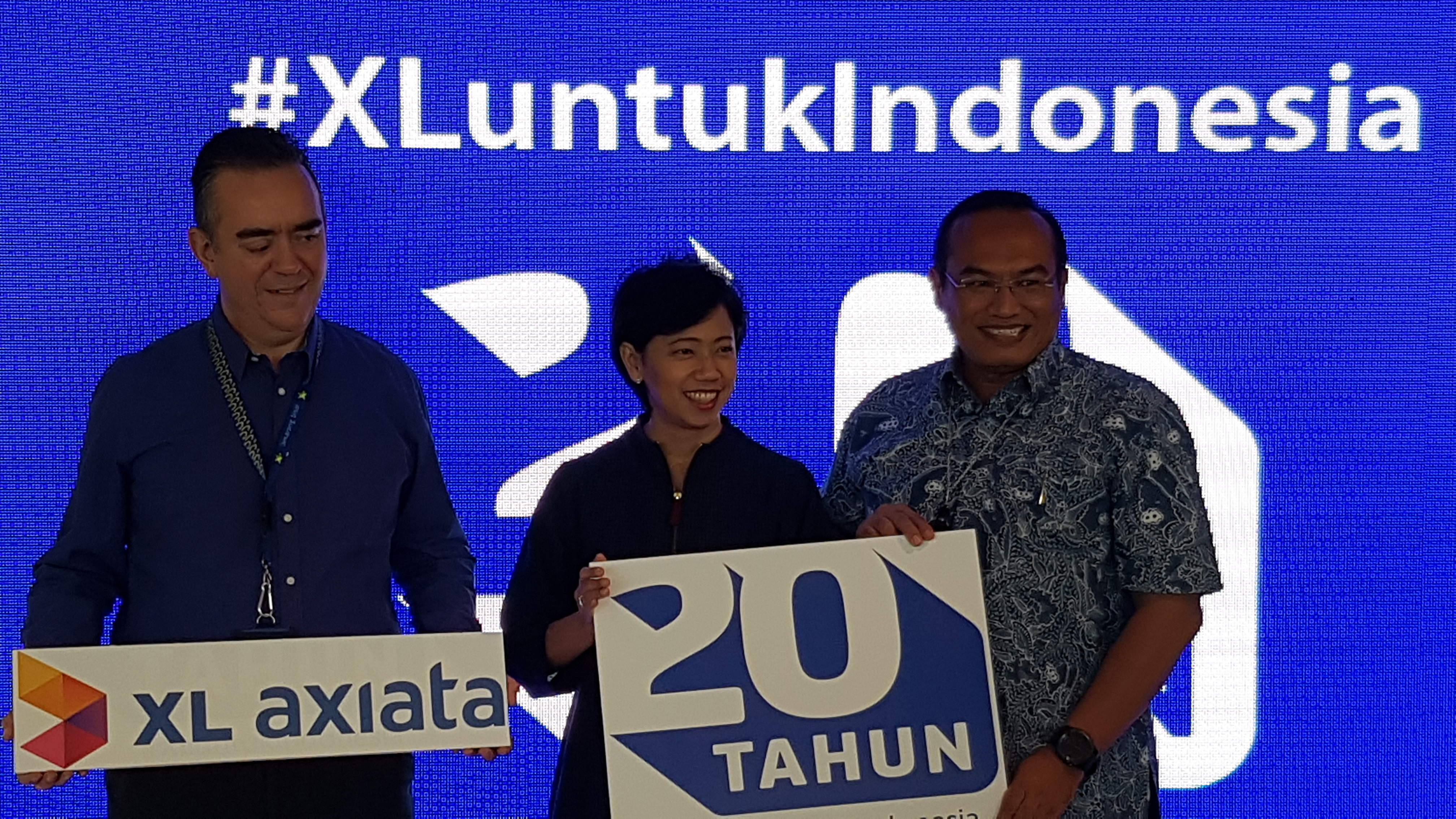 XL Siapkan Layanan Mobile Broadband untuk Kado Ultah
