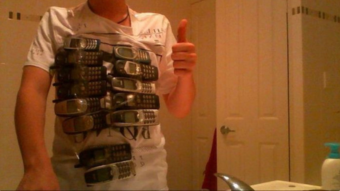 Ponsel Nokia Selamatkan Pria Ini dari Terjangan Peluru