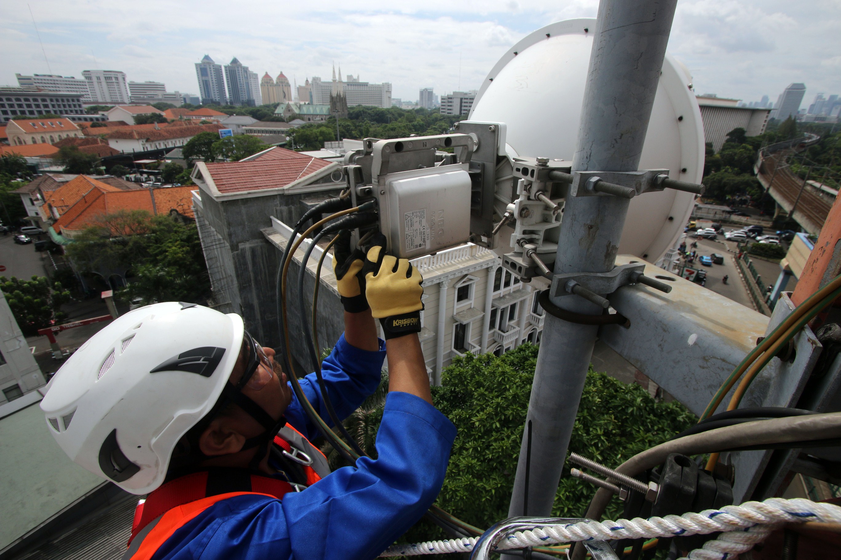 XL Siapkan Mobile BTS Antisipasi Natal dan Tahun Baru