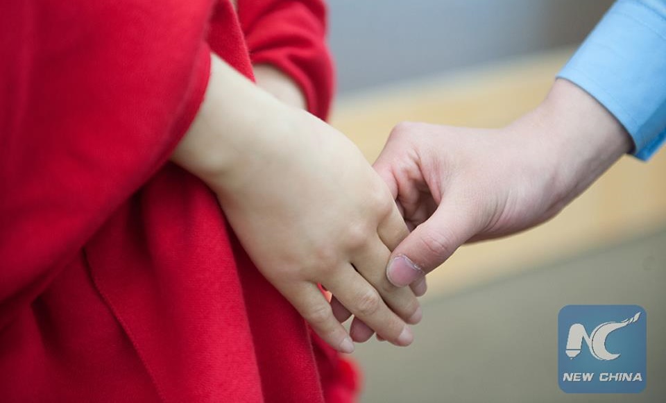 buku best seller berjudul “Love and Sex with Robots” tersebut memprediksikan jika manusia akan menikah dengan robot sebelum tahun 2050.