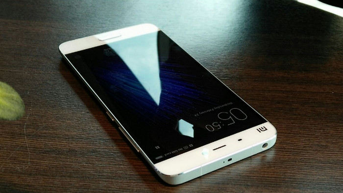 Xiaomi Mi 5 Selamatkan Nyawa Polisi