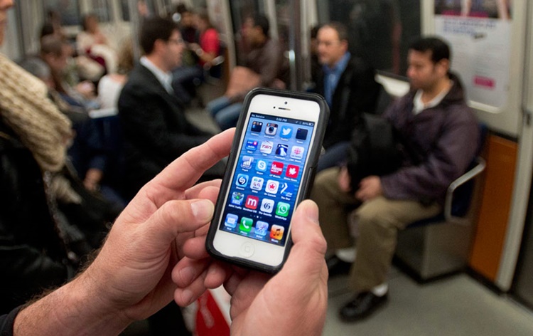 Game yang Cocok Dimainkan Saat di KRL