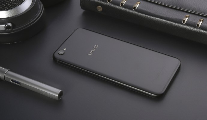 Vivo V5 Plus Hadir dengan Varian BLack Matte Edition