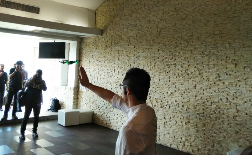 DJI Spark, Drone Pertama yang Dikontrol dengan Gerakan Tangan