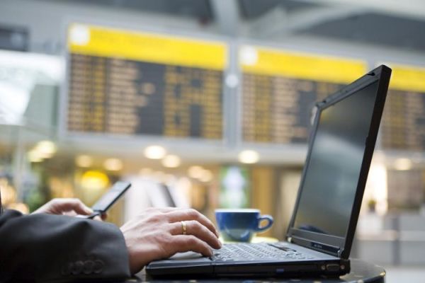 Waspada! Travel WiFi Router Jadi Incaran Peretas