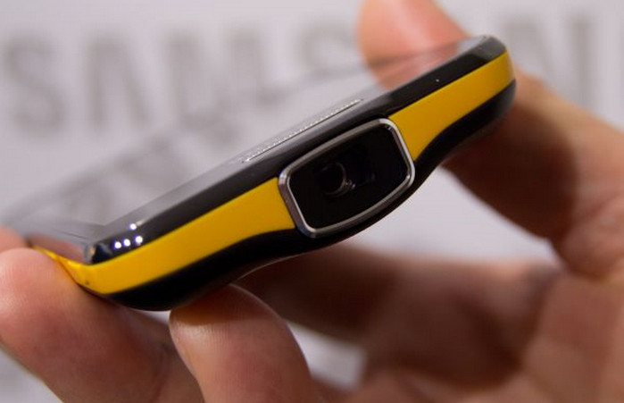 5 Gimmick Unik yang Pernah Ada di Smartphone