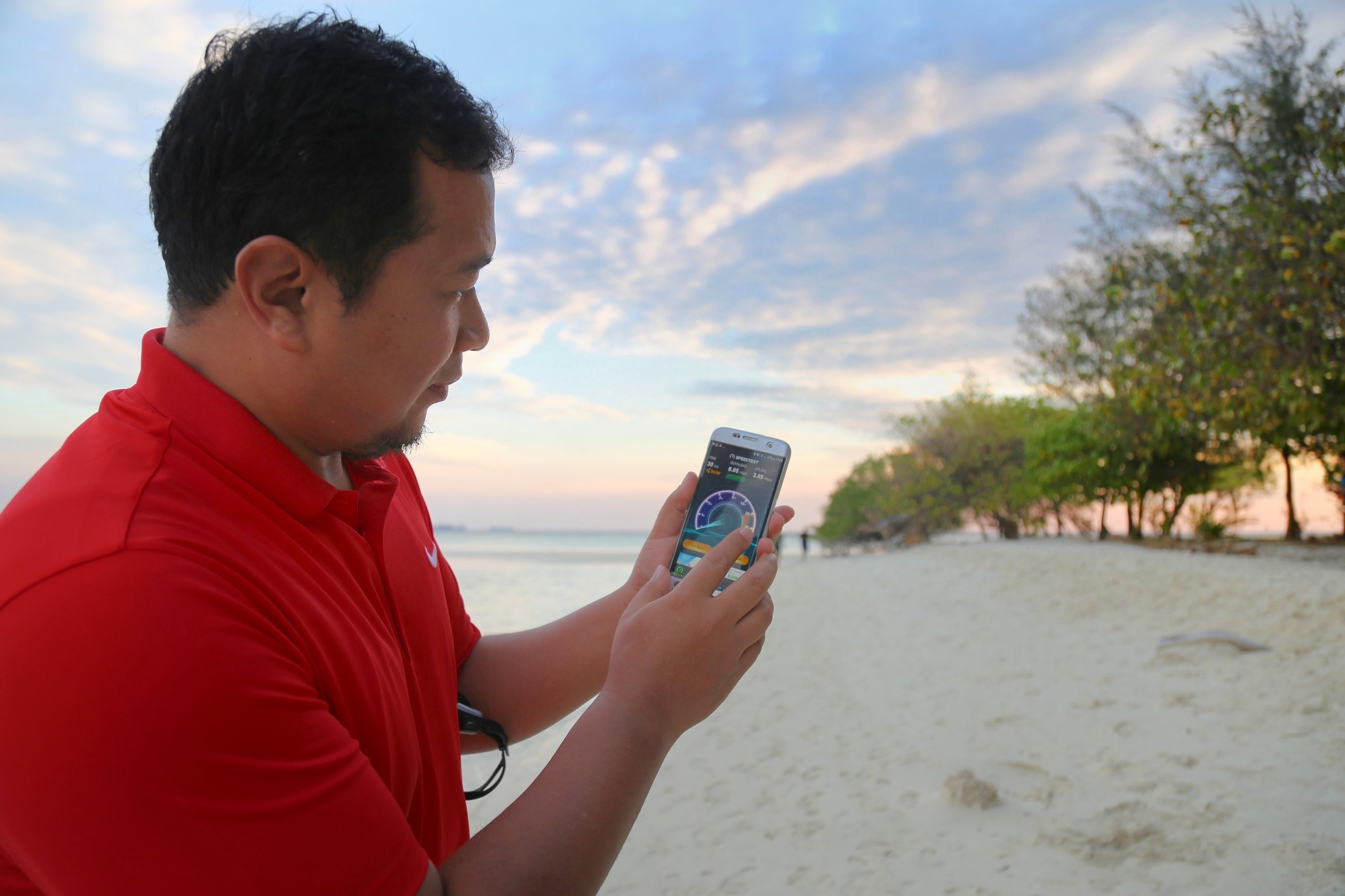 Sinyal 4G Telkomsel Selimuti Kepulauan Karimunjawa