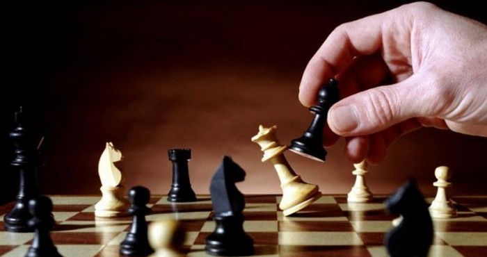 Utak-atik Strategi Pemain China, Harga atau Inovasi?