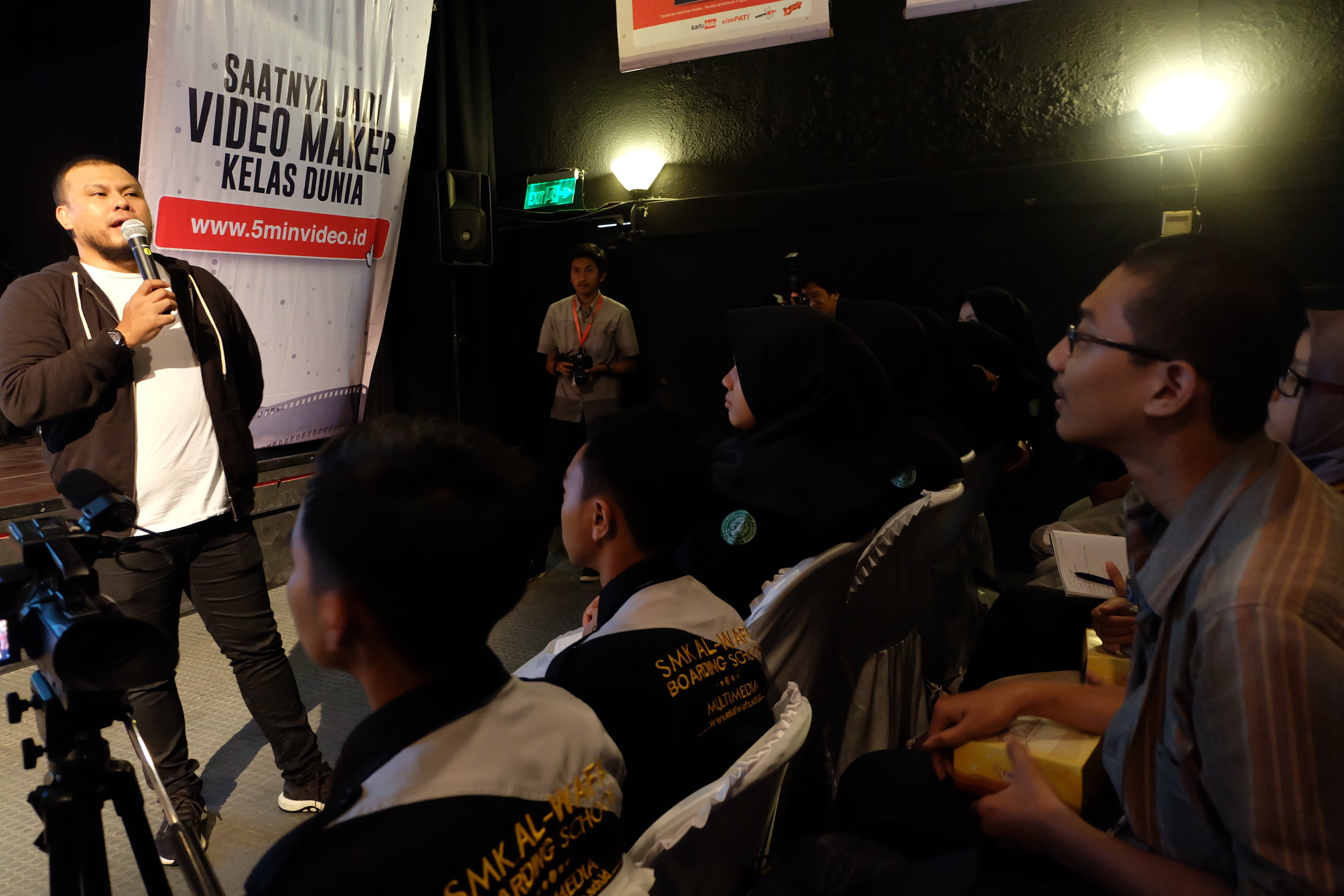 Telkomsel Tantang Filmmaker Bandung Bikin Video 5 Menitan