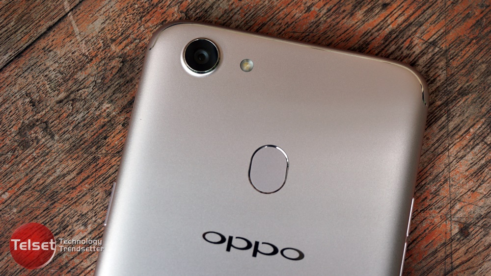 kamera belakang Oppo F5
