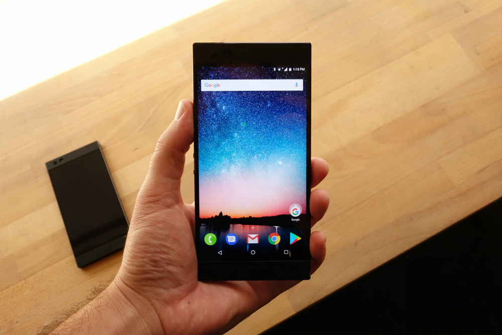 Razer Phone (Android Police)