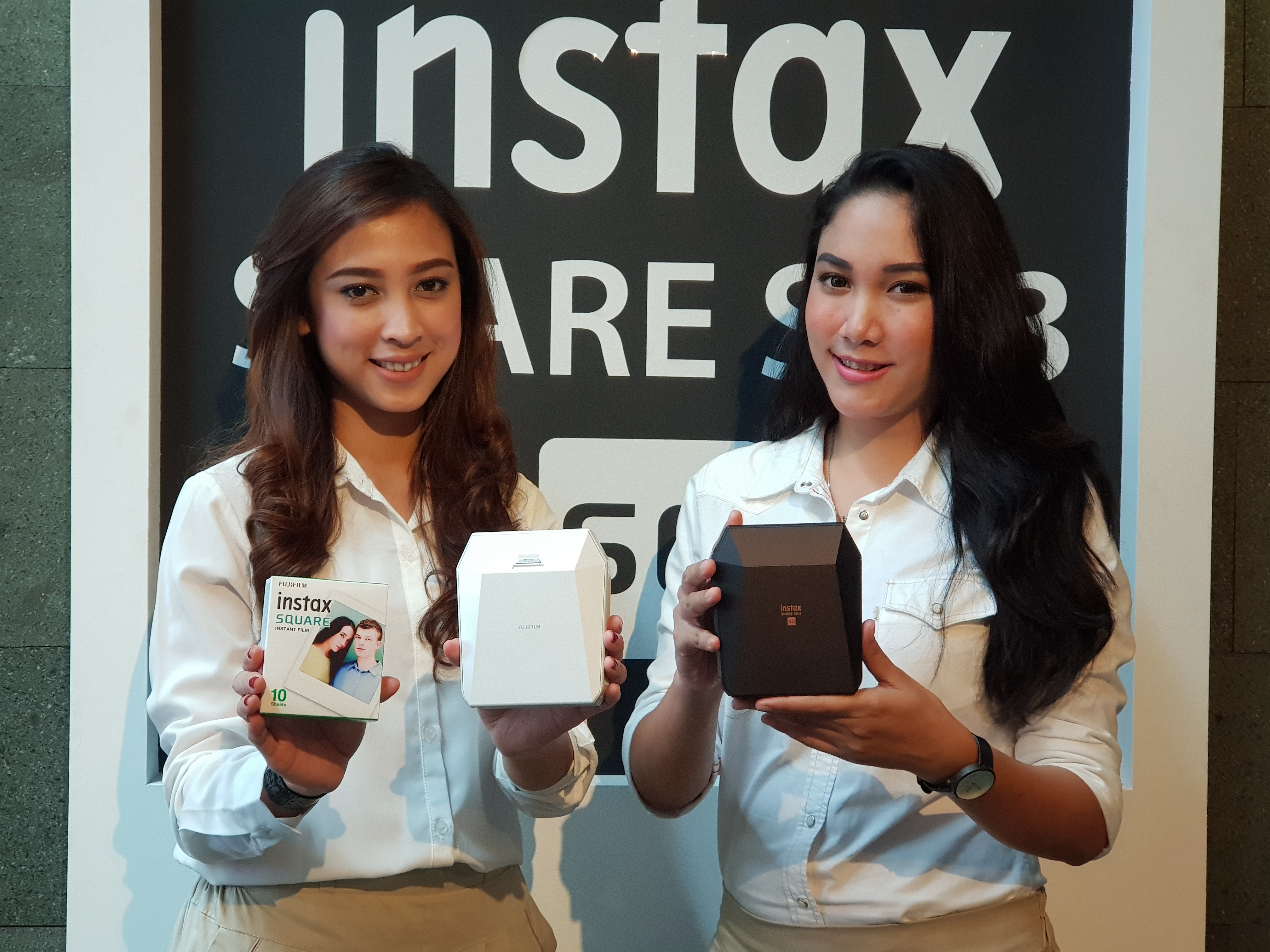 Fujifilm Tawarkan Printer dengan Format Square