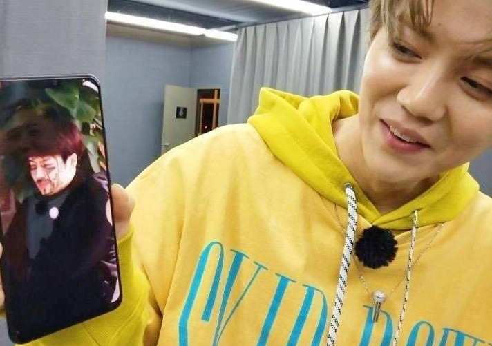 Tampang Vivo X30 Mirip Seperti iPhone X?