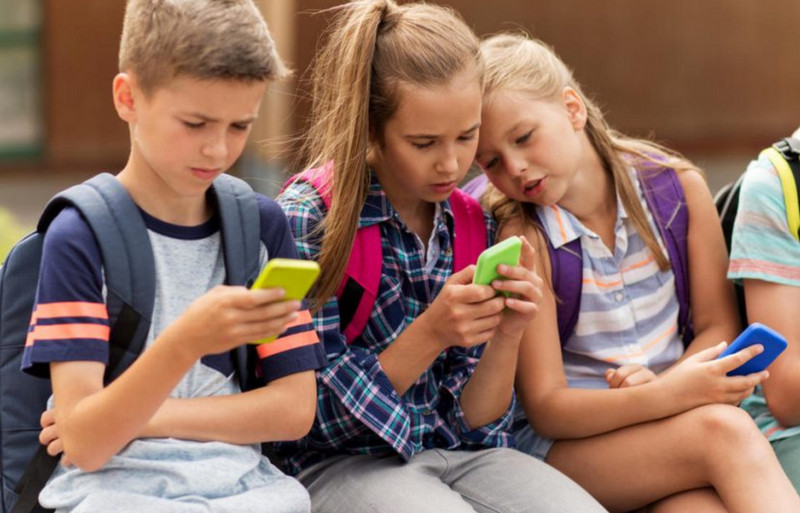 iPhone akan Punya Fitur Khusus Proteksi Anak