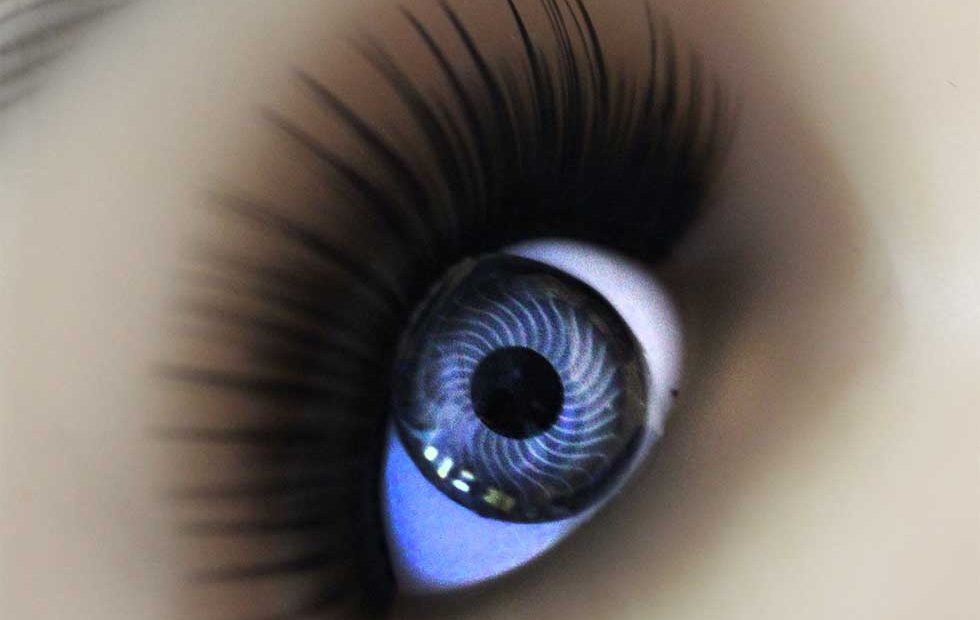 Lensa Kontak Pintar Bisa Kontrol Diabetes