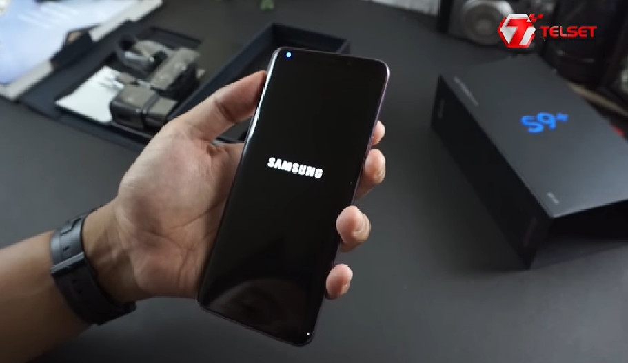 Hands On Galaxy S9 dan S9+: Desain Lama dengan Fitur Kamera Berbeda