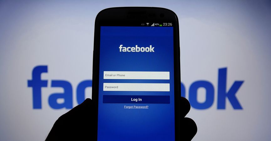 Banyak Akun Palsu Facebook di Indonesia