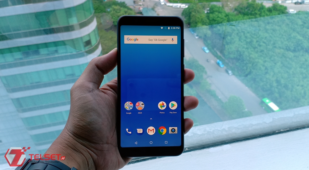 Hands-on Asus ZenFone Max Pro M1