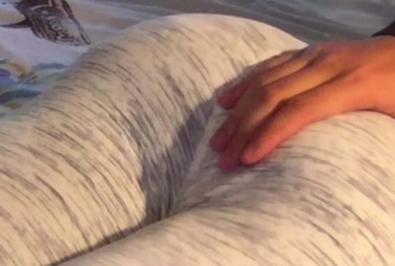 Bantal “Bokong” Ini Diklaim Bikin Tidur Makin Nyenyak