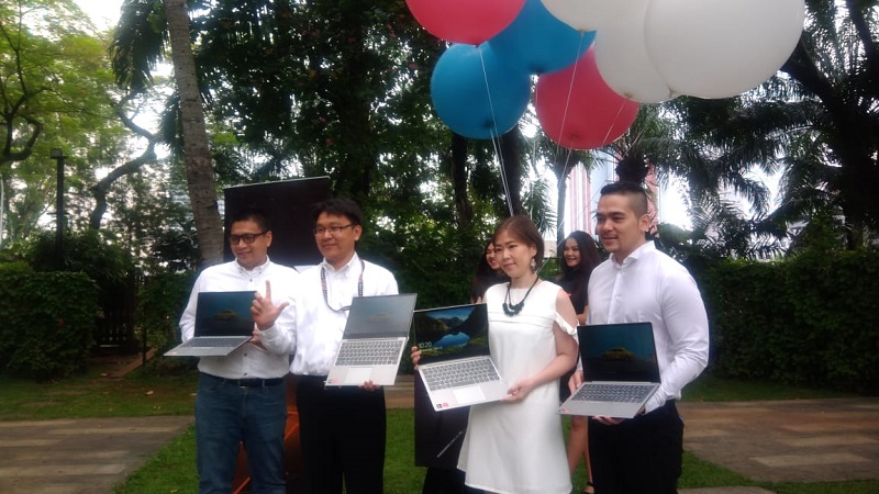 Incar Pasar Notebook Premium, Lenovo Luncurkan IdeaPad 720s
