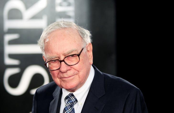 Warren Buffet Tak Jadi Investasi di Uber, Kenapa?