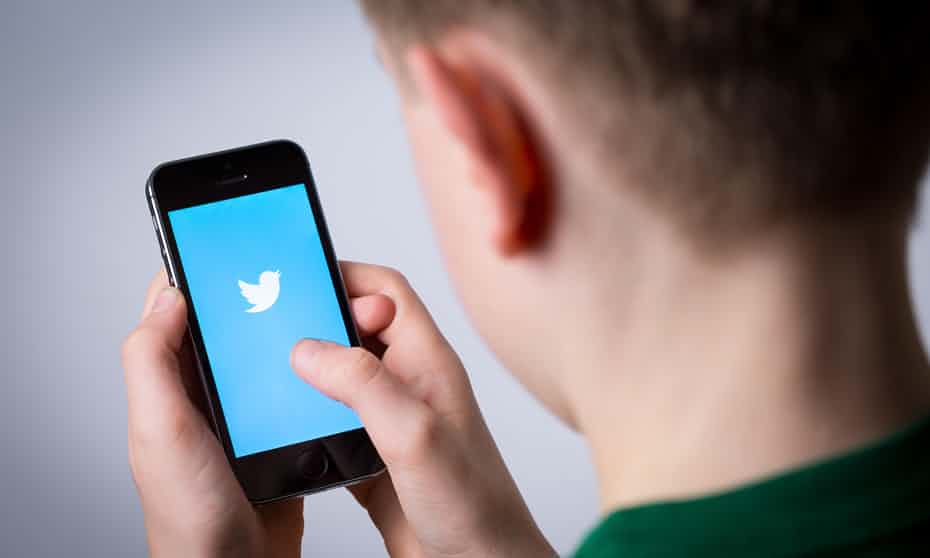 Twitter Blokir Pengguna di Bawah Umur