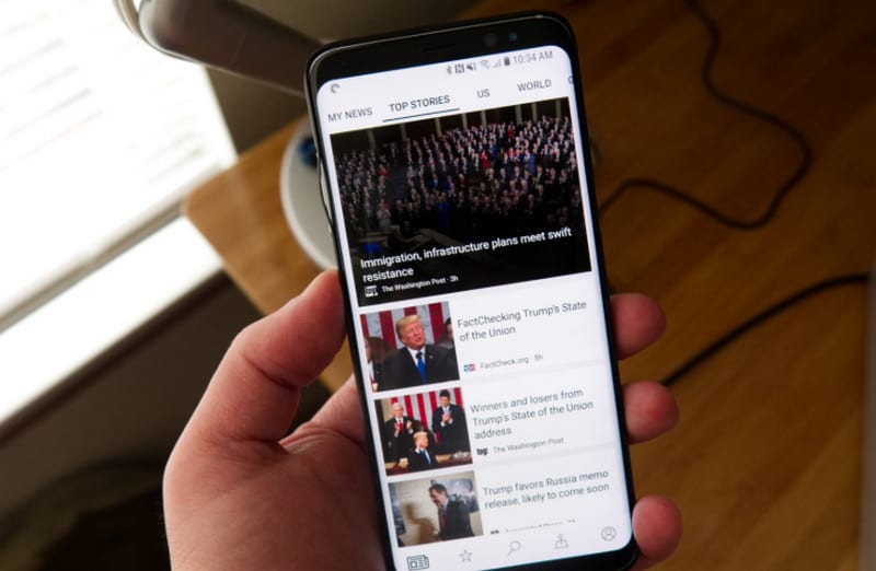 Microsoft News, Pesaing Apple dan Google News