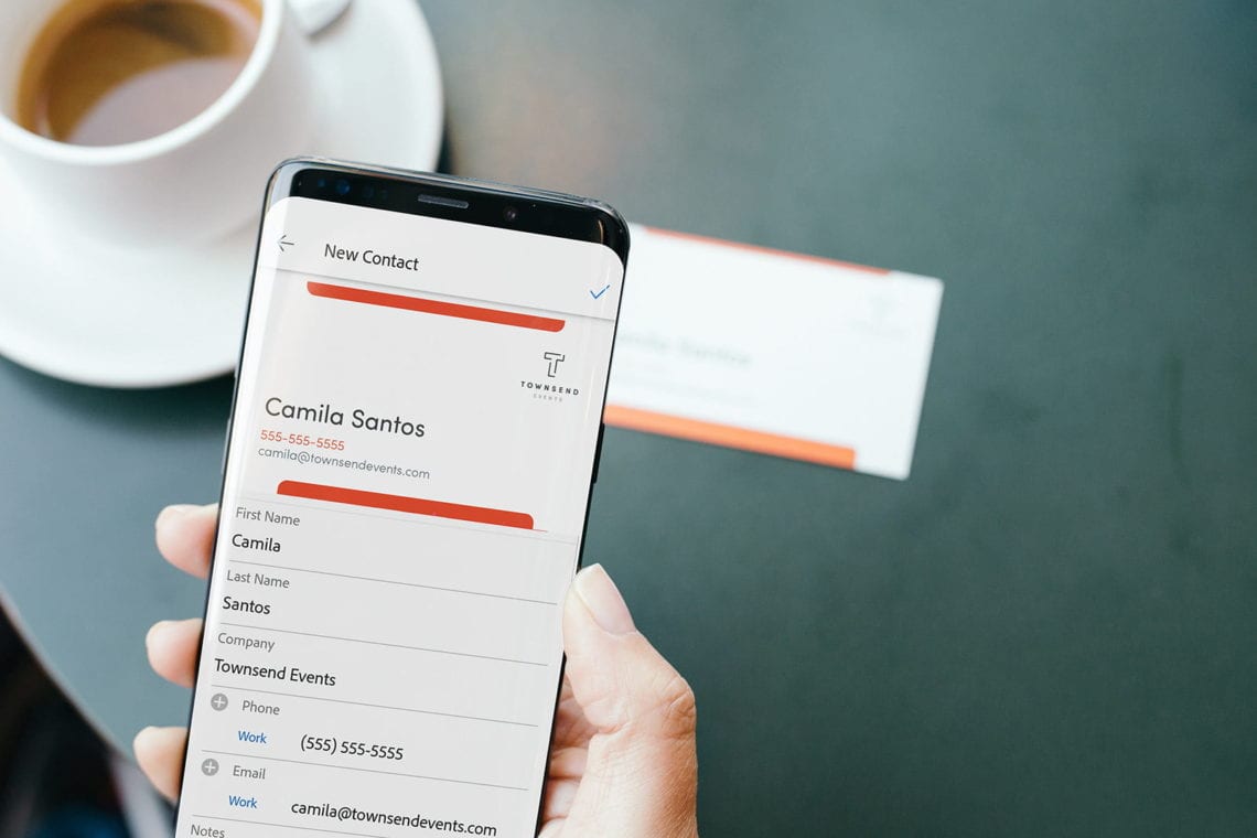 Adobe Scan Bisa Salin Informasi di Kartu Nama