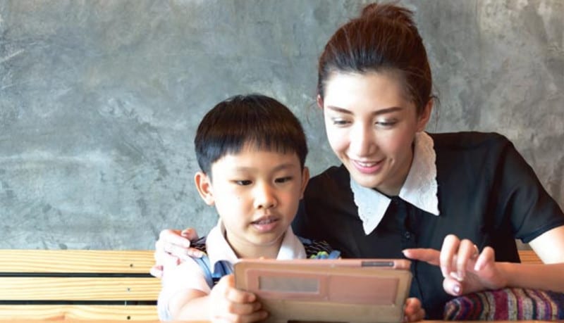 Cara Efektif Bimbing Anak Belajar di Era Digital