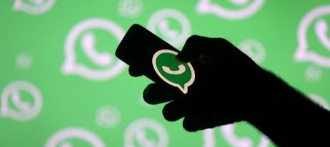 Diam-diam WhatsApp Simpan Pesan Teks ke Arsip