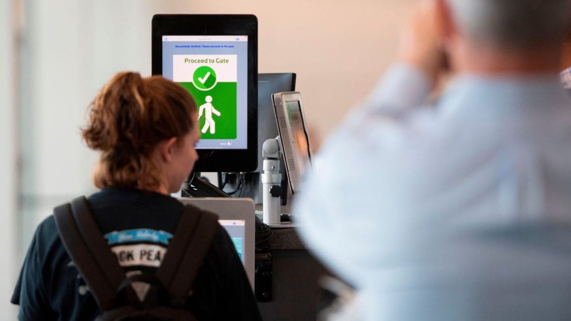 Sistem Pemindai Wajah