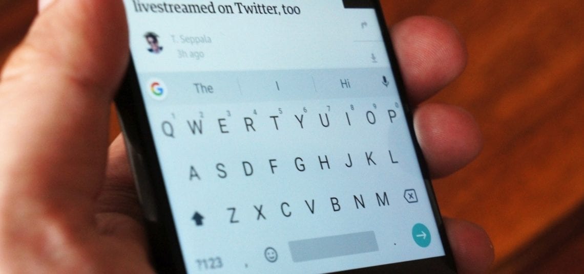 Fitur Baru Gboard Mudahkan Mengetik Satu Tangan