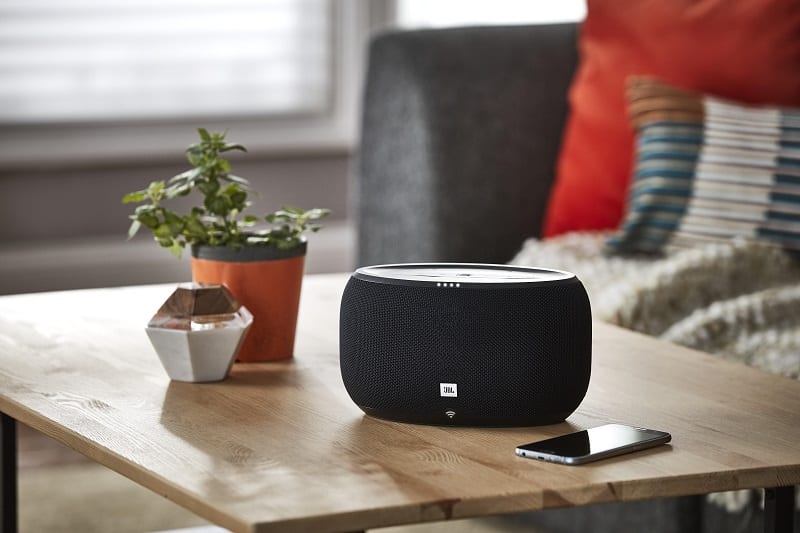 JBL Rilis Speaker Pintar yang Dilengkapi Google Assistant