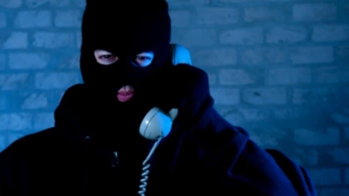Bagini Cara Melacak Panggilan Telepon “Misterius”