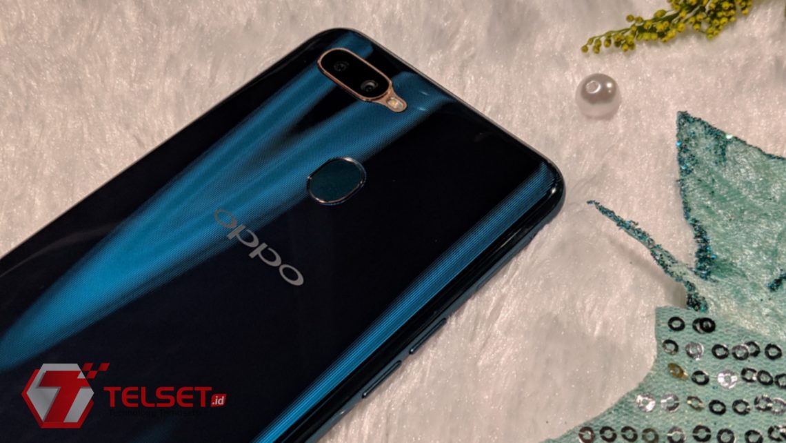 Smartphone empat kamera