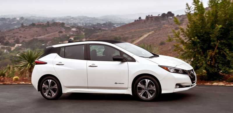 Carlos Ghosn Dibui, Nissan Tunda Luncurkan Mobil Baru