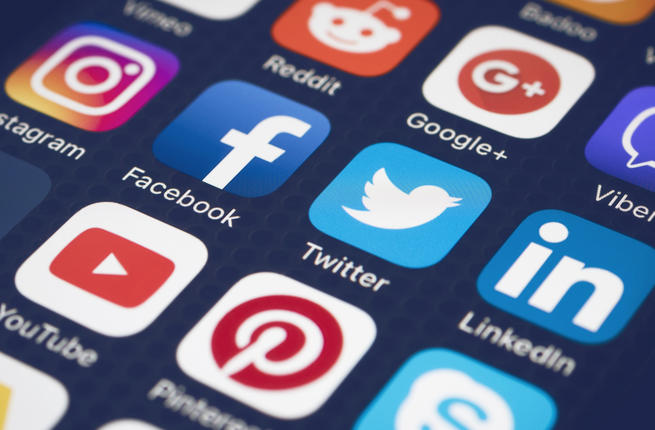 Dipakai untuk Memeras, China Tutup 1.100 Akun Medsos