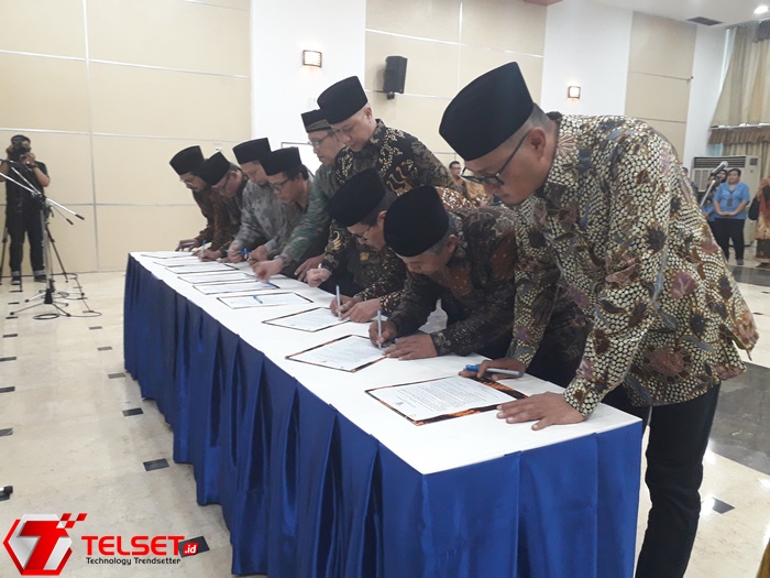 Menkominfo akan “Perkuat” BRTI untuk Berantas SMS Spam