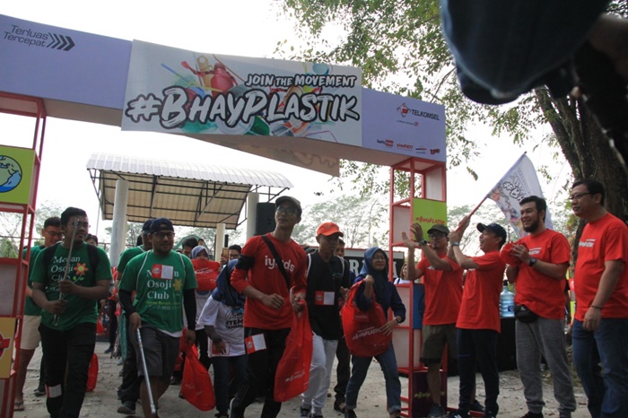 Bijak Pakai Plastik, Telkomsel Inisiasi Gerakan #BhayPlastik