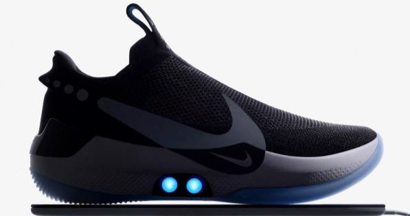 Nike Luncurkan Sepatu Pintar, Bisa Mengikat Tali Sendiri